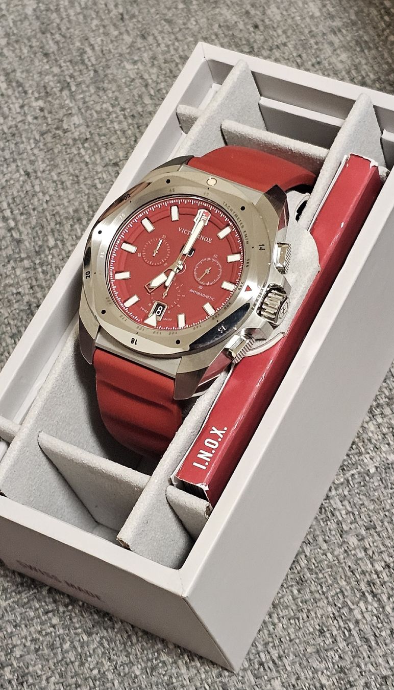 Victorinox Orologi: Victorinox I.N.O.X. – Nuovo (secondo la descrizione) da Genève venduto da Fresko01 2