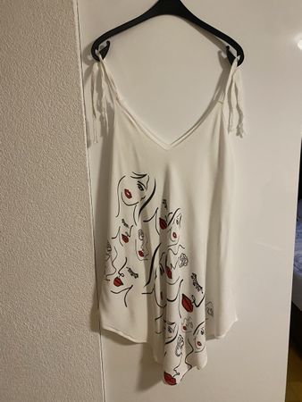 Sommerliches Damen-Top Weiss