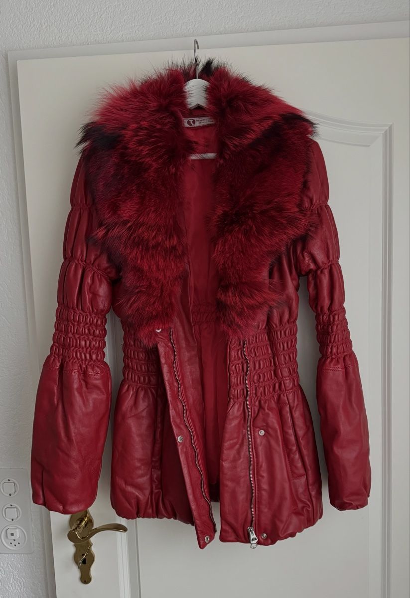 Jacken: Lederjacke rot mit Pelz 36/38 – Gebraucht aus Wolfwil von sannaric 2