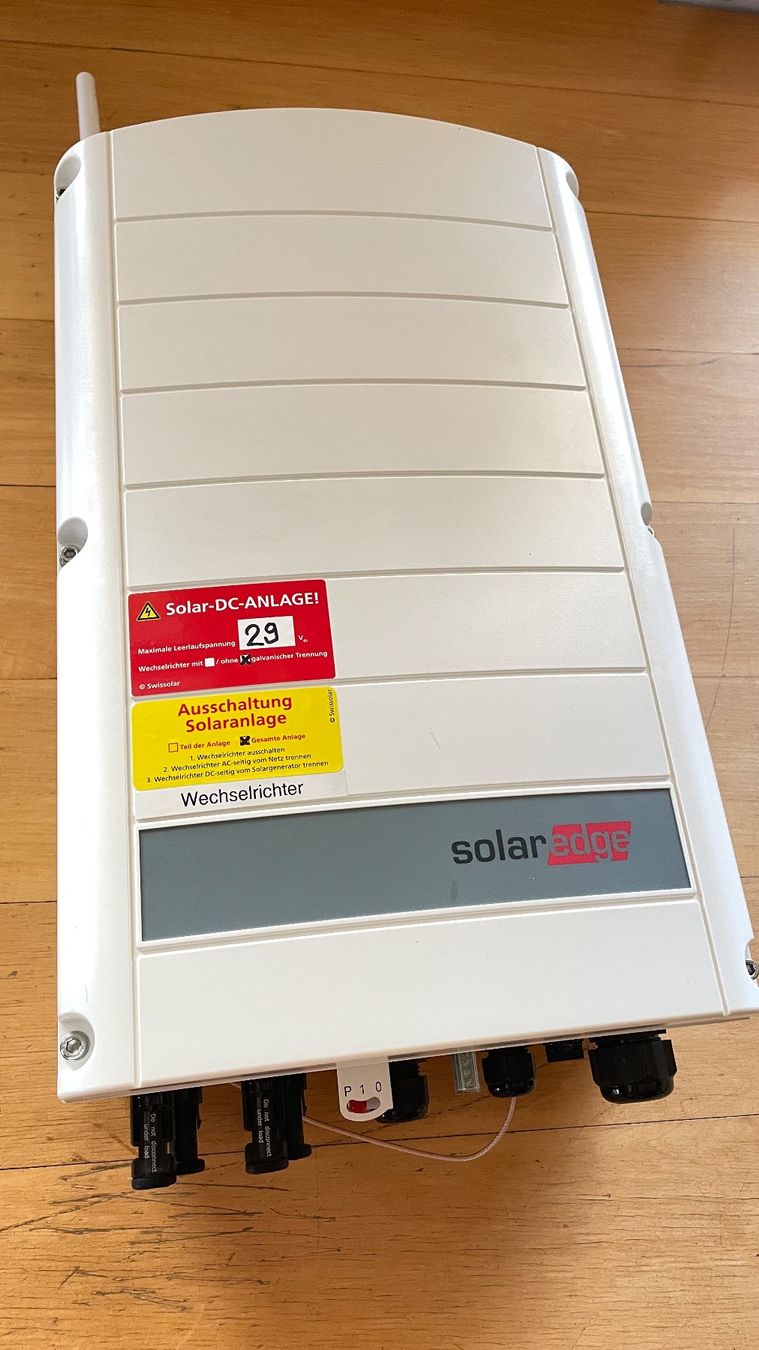 SolarEdge Wechselrichter: Wechselrichter SolarEdge SE10K in absolutem Topzustand – Gebraucht aus Plasselb von biriroli