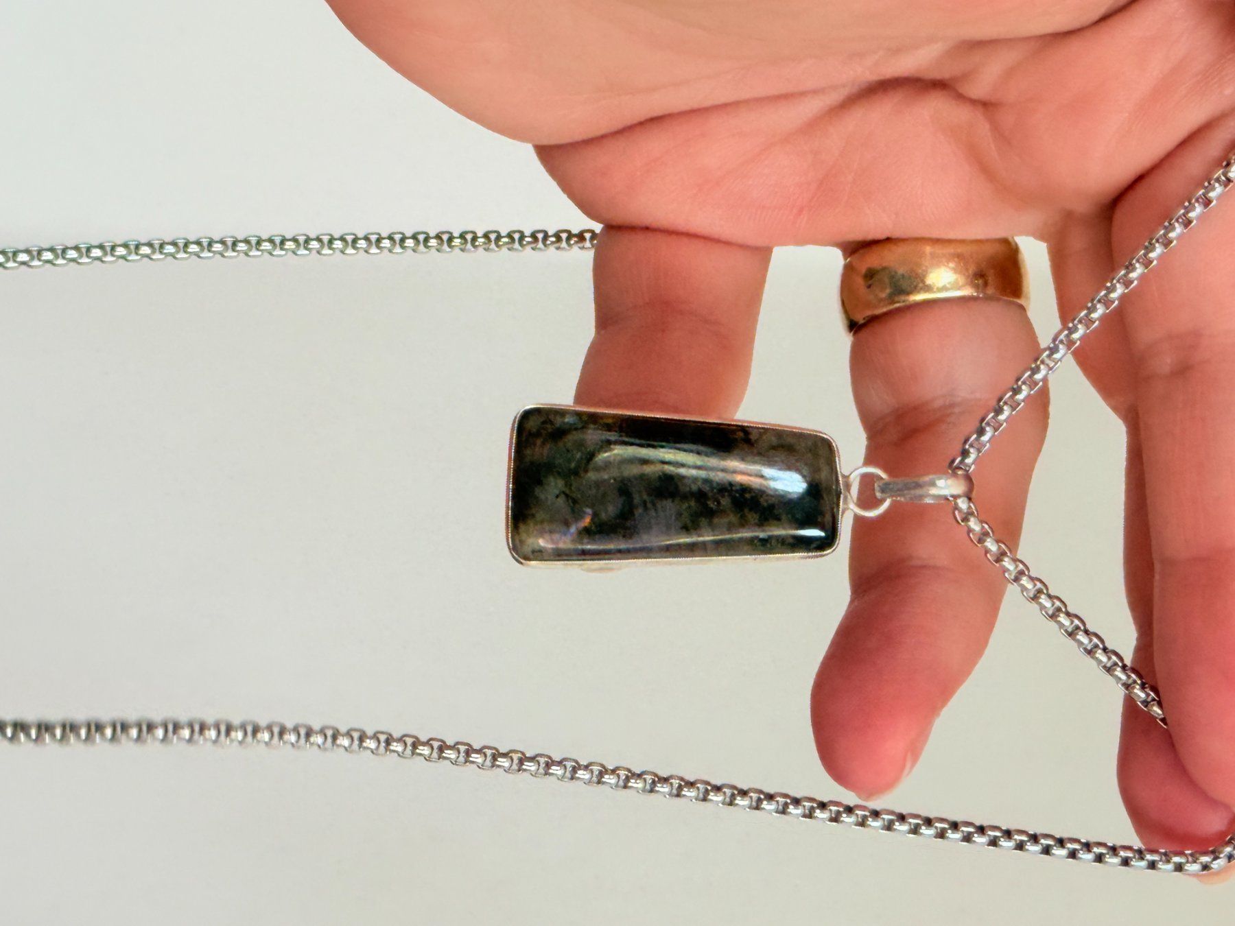 Catenine: Labradorite necklace – Nuovo e nell'imballaggio originale da Genève venduto da AGBERG 2