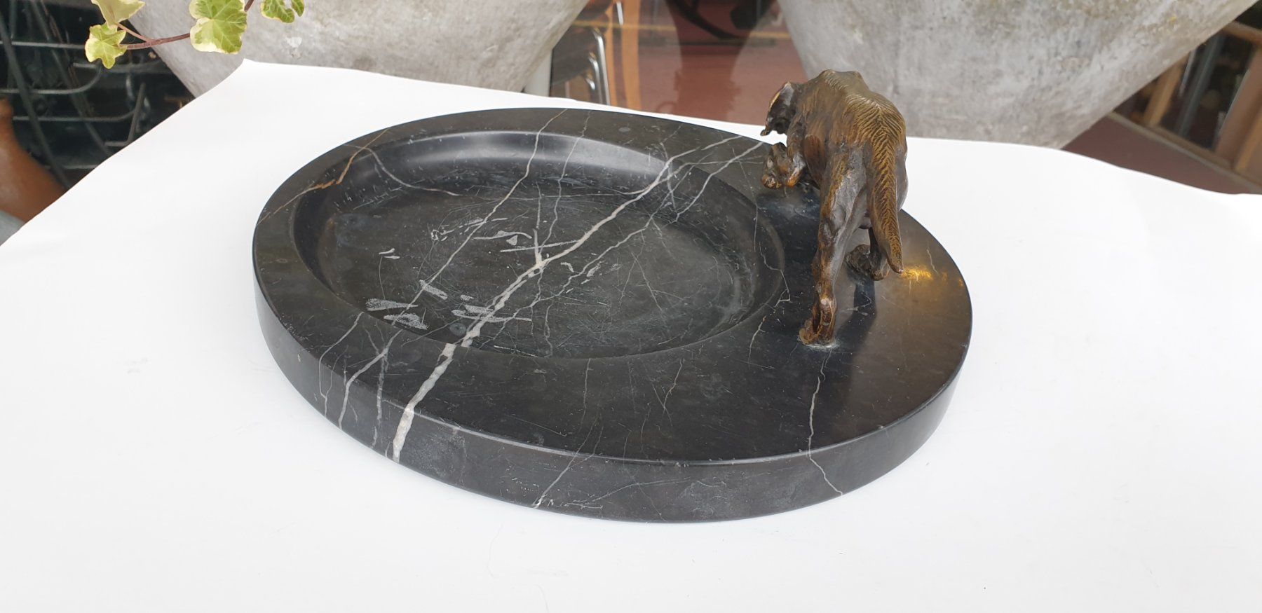 Sculture & Statue: Bronze Jagdhund auf Marmorschale – Usato da Emmen venduto da Brockofsky 6