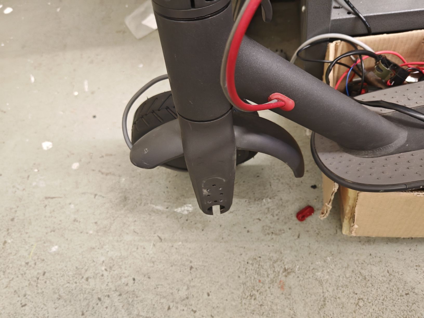Xiaomi Kickboard: Xiaomi scooter  – Difettoso da winterthur venduto da Compoundbike 1