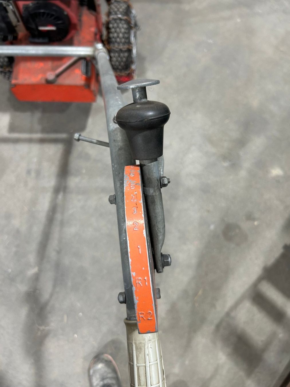 Sgombero neve: UNIVERSAL Schneefräse / Schneeräumer mit Benzinmotor – Usato da Grüningen venduto da Werk89.zuerich 4