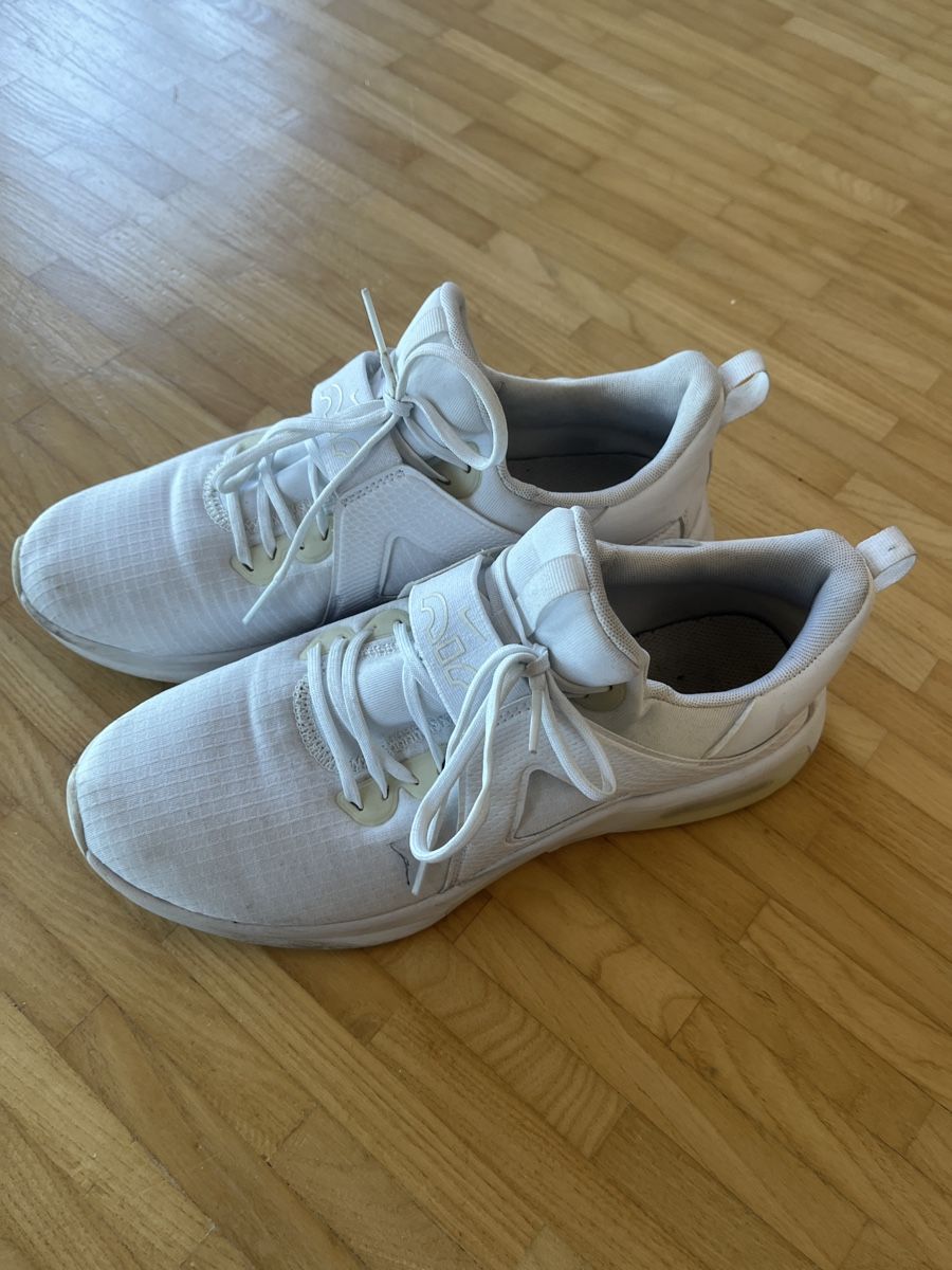 Nike Scarpe da donna: Nike Air – Usato da St. Gallen venduto da elli18 1