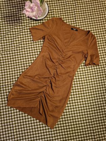 Kunstlederkleid kurz – Grösse M (Jennyfer)