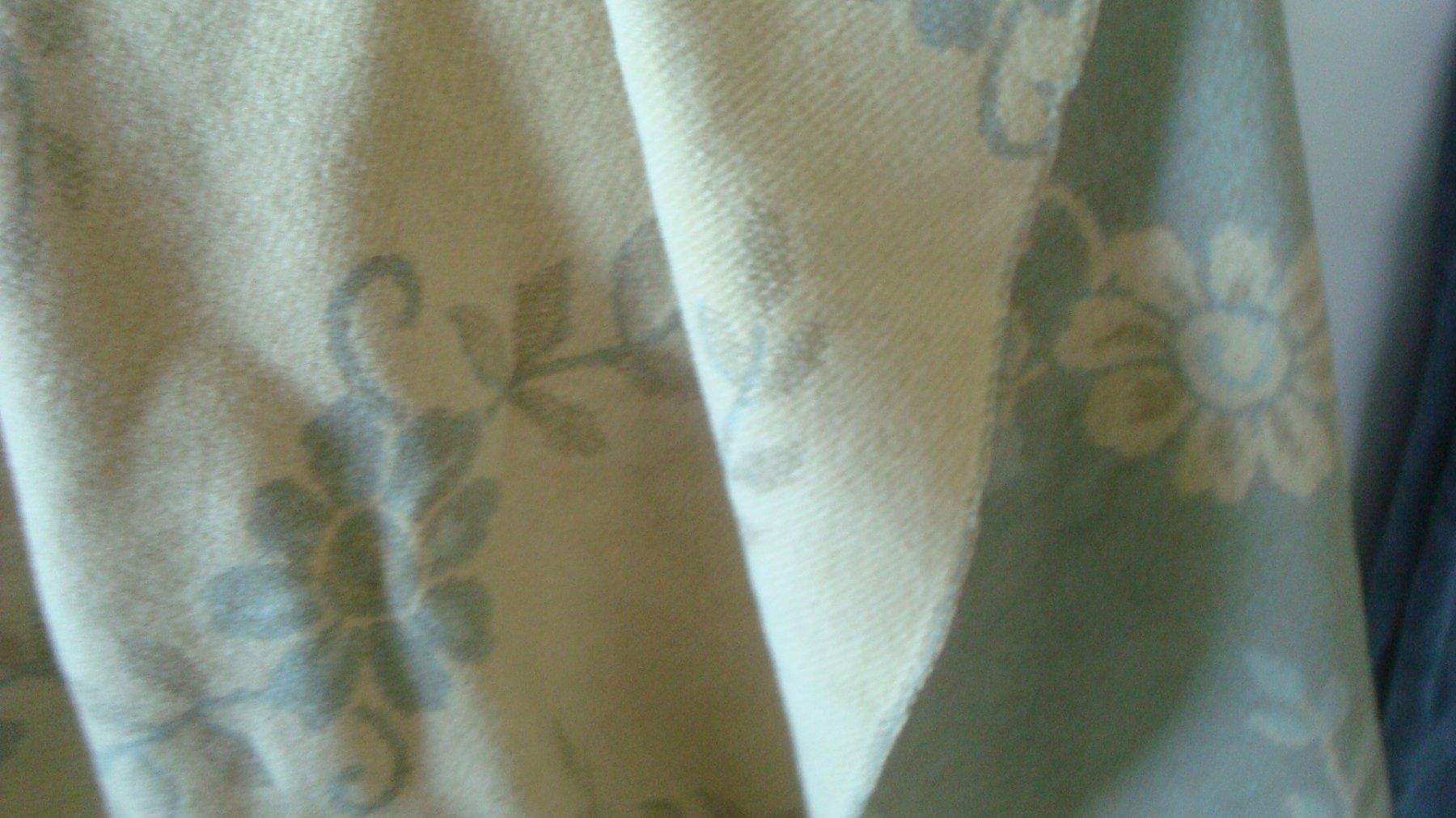 Coperte: Wolldecke aus den 50er Jahren – Usato da Münchenstein venduto da Pesci6 9