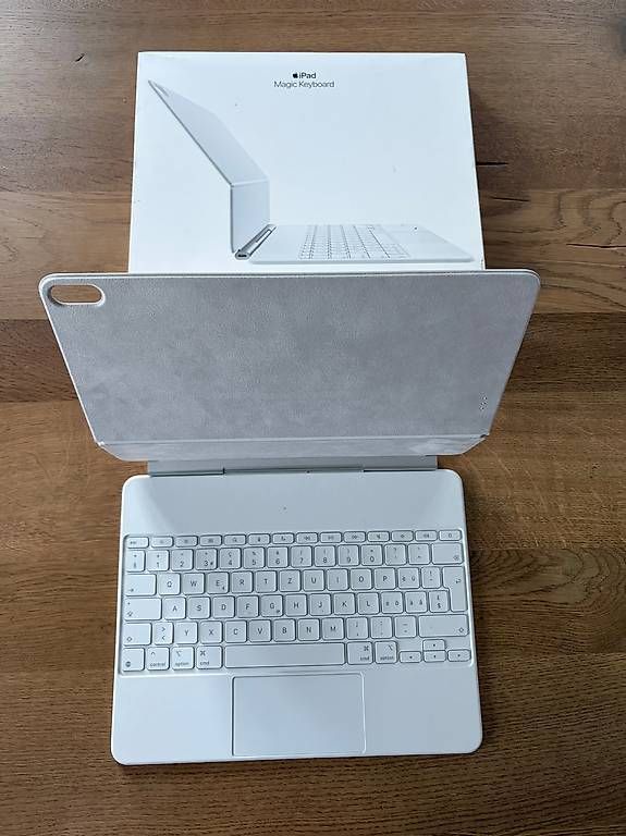 Apple Tastiere: Apple Magic Keyboard – Usato da Otelfingen venduto da TAZ8113