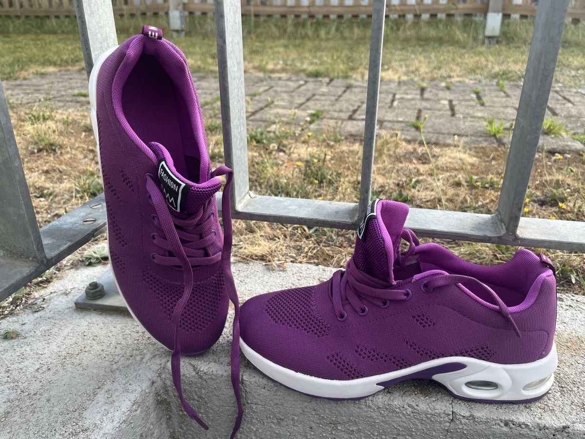 Scarpe da donna: Damenschuh Sneaker Gr41  – Nuovo (secondo la descrizione) da Uster venduto da Corina0111114 3