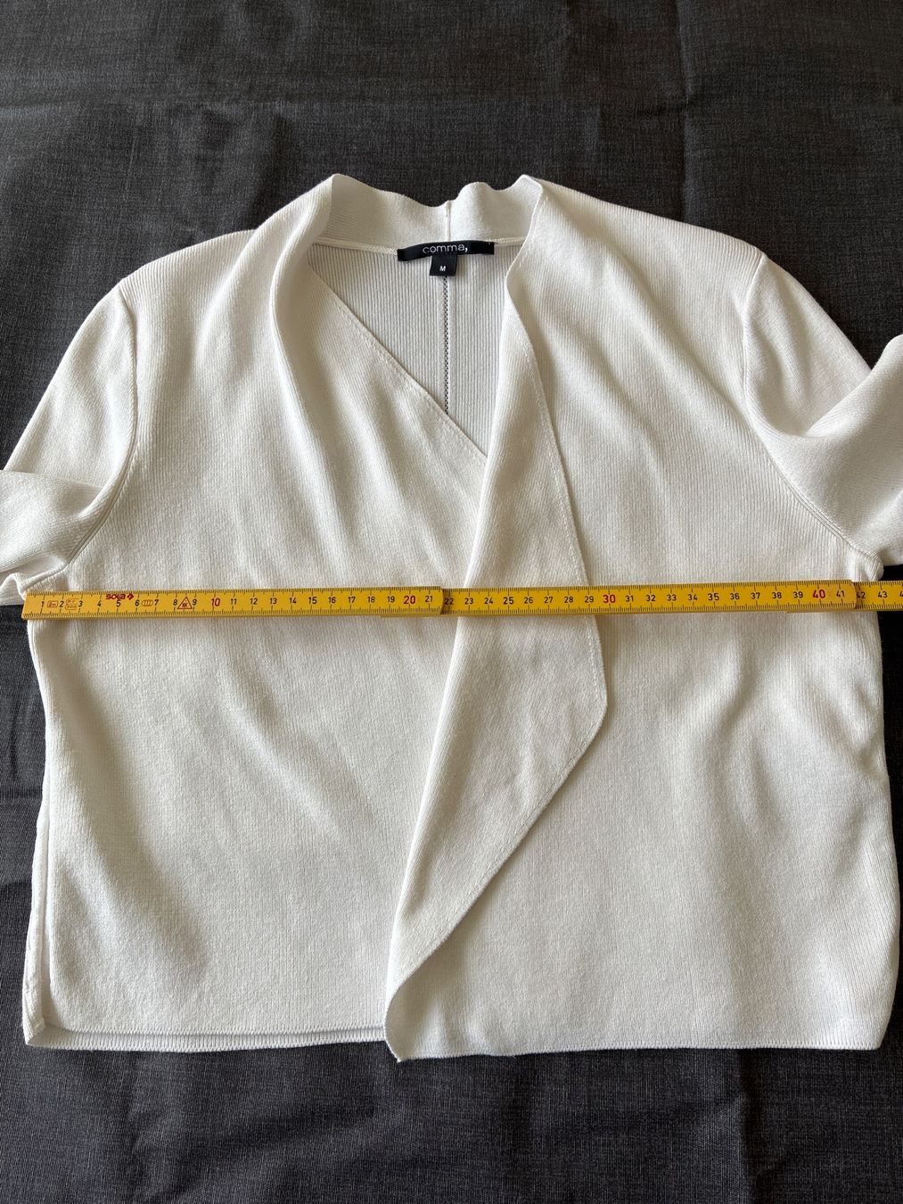 Bolero: kurze Strickjacke von comma in Gr 40 – Usato da Davos Platz venduto da nanigl 6
