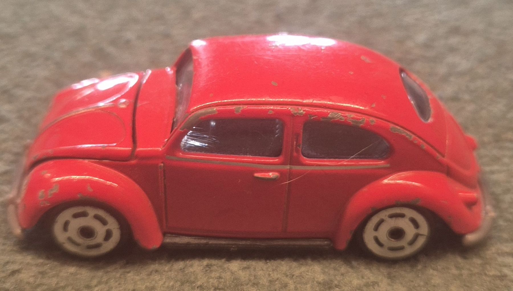 Majorette Giocattoli: VW Beetle Majorette rot gebraucht – Usato da Halten venduto da GiMu.84 3