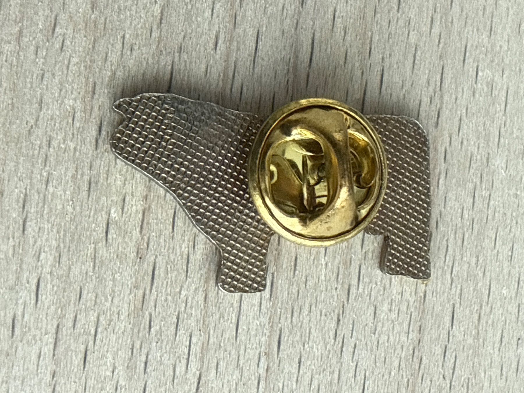 Placchette & Badge: Pin Bulle – Usato da Glattbrugg venduto da Schweigmatt 1