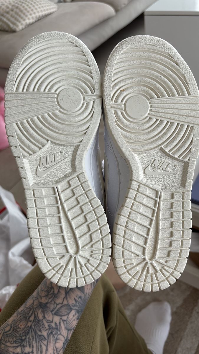Nike Scarpe da uomo: Nike Dunk Yellow Heart Sneakers – Nuovo e nell'imballaggio originale da Fétigny venduto da Titou2010 3