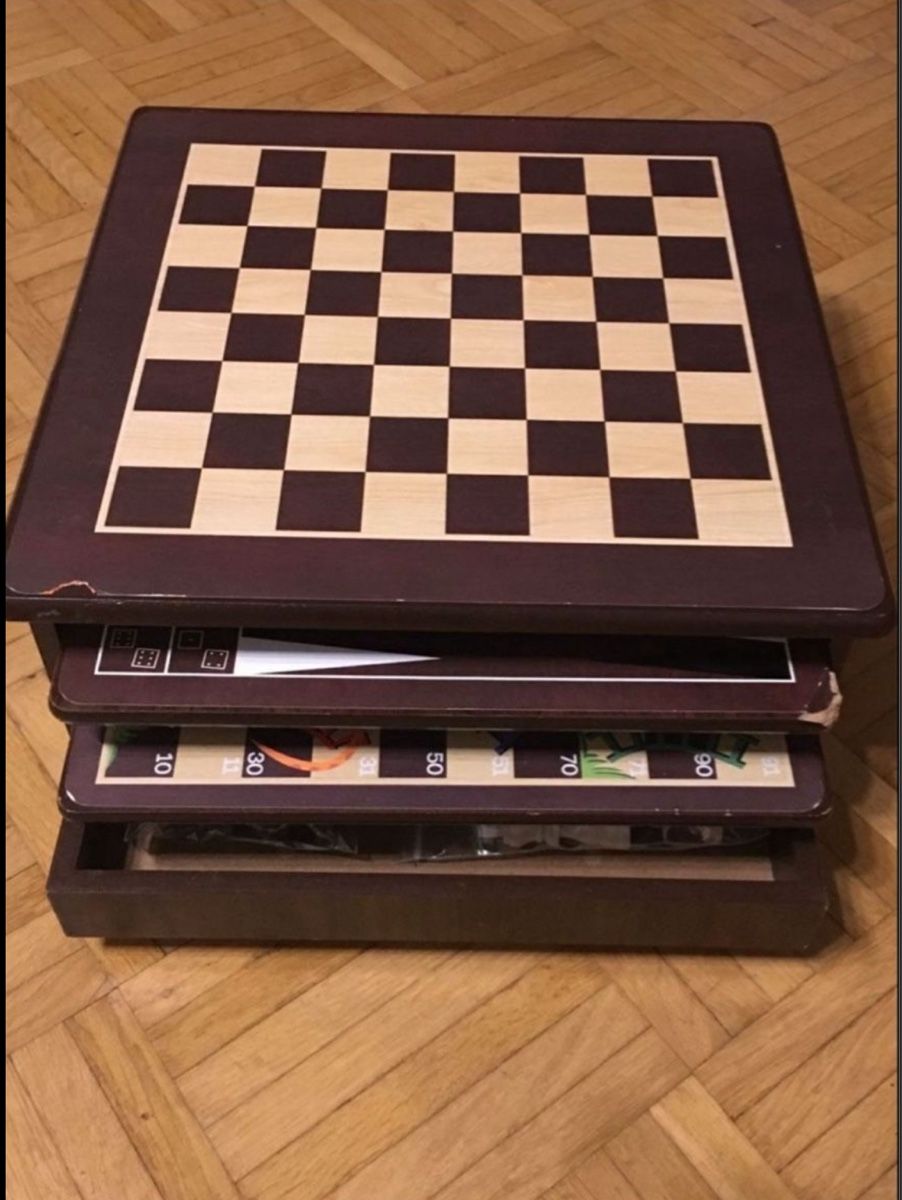 Spiele: Schach/Spiele - Box – Gebraucht aus Wangen b. Olten von Finolino28 9