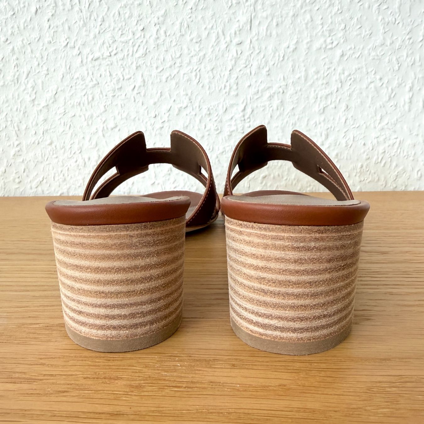 Hermès Scarpe da donna: Authentiques Sandales HERMÈS Oasis 39.5 NEUVES – Nuovo e nell'imballaggio originale da Carouge GE venduto da loveluxury 3