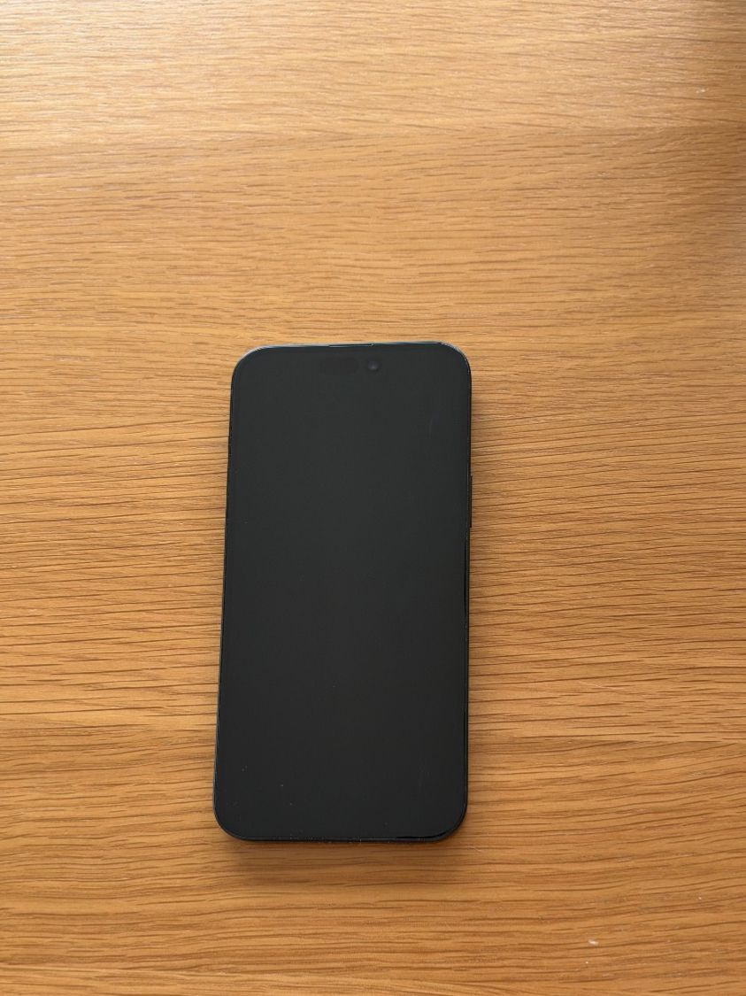 Apple Telefoni cellulari / Smartphones: Apple iPhone 15 Plus schwarz 256GB – Usato da Münchenstein venduto da Na_jo 4