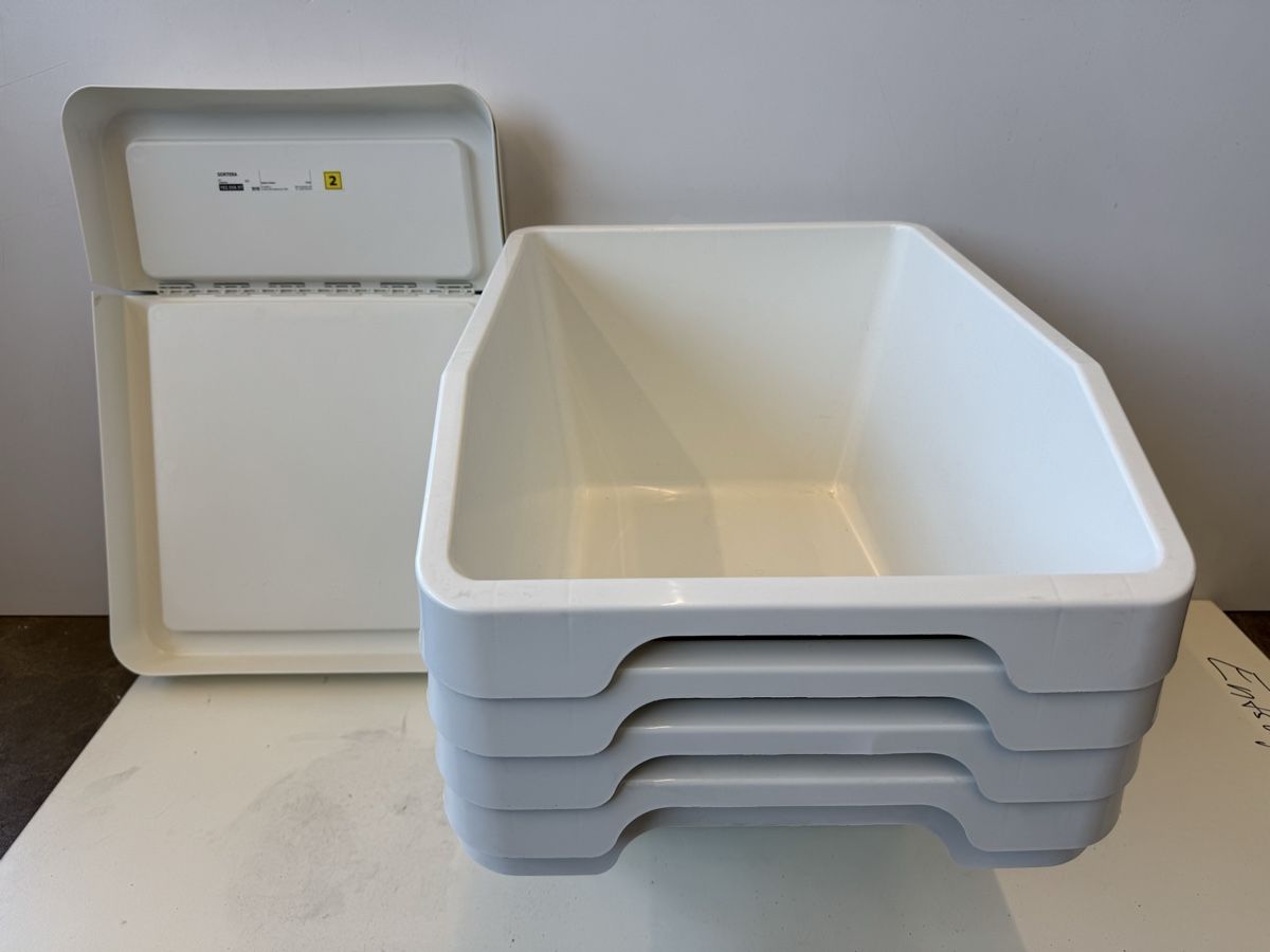 Transportkisten: Ikea SORTERA 5 Sortierbehälter mit 2 Deckel, beige, 37L. – Gebraucht aus Zürich von Nobs1