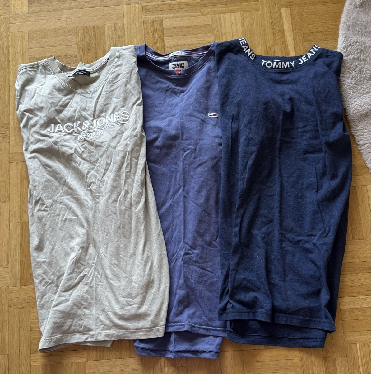 T-shirt: Lot de T-shirt taille S – Usato da Genève venduto da fra_v2zs
