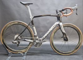 Pinarello Dogma X Disc Super Record EPS 2x12