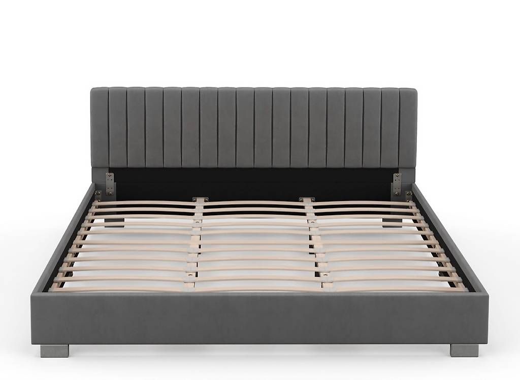 Betten: Doppelbett mit einzigartigem Samtbezug – Gebraucht aus Kriens von nor_5ph9
