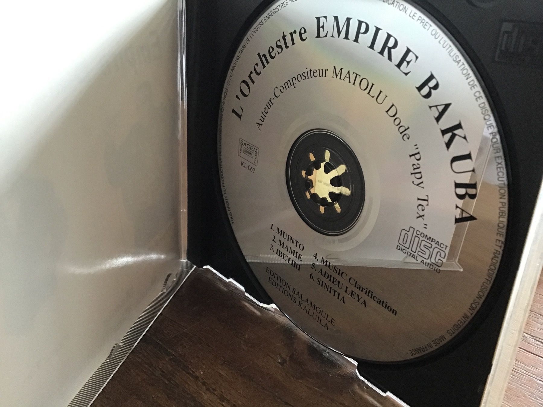 CD: L'orchestre Empire Bakuba – Usato da Thierachern venduto da sweden08 2
