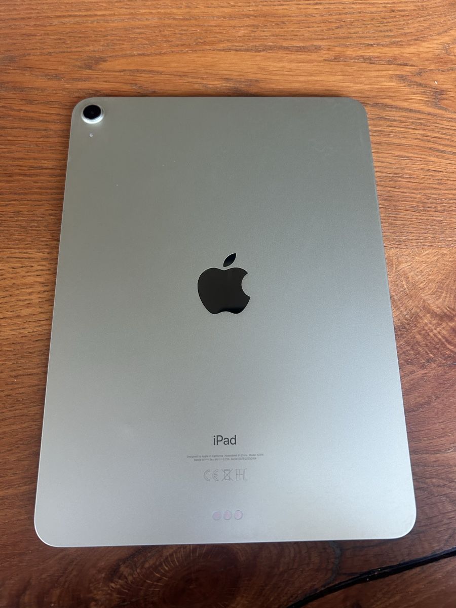 Apple Tablettes PC: Ipad Air Gen. 2020 Grün  – D'occasion à Frick par lar_j6mp 1