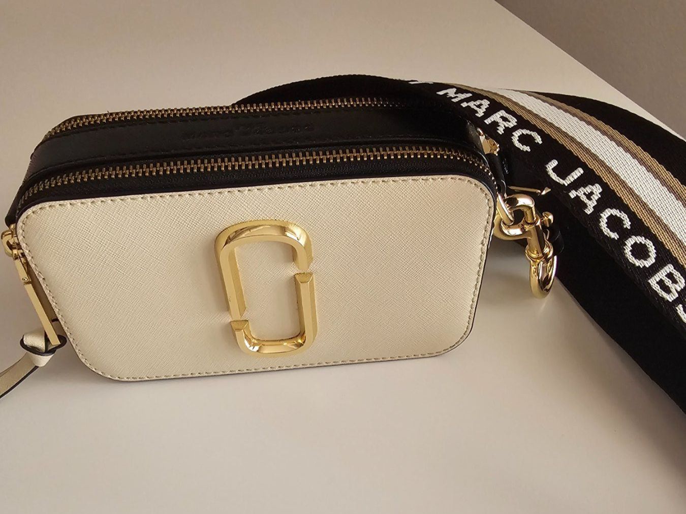 Marc Jacobs Borse da donna: Marc Jacobs Snapshot Tasche beige-schwarz – Usato da Gachnang venduto da Mare1165 3