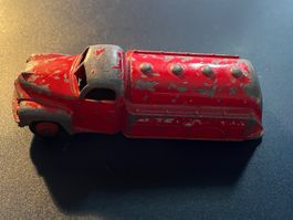 Dinky Toys Camion Tankwagen rot Vintage Rarität