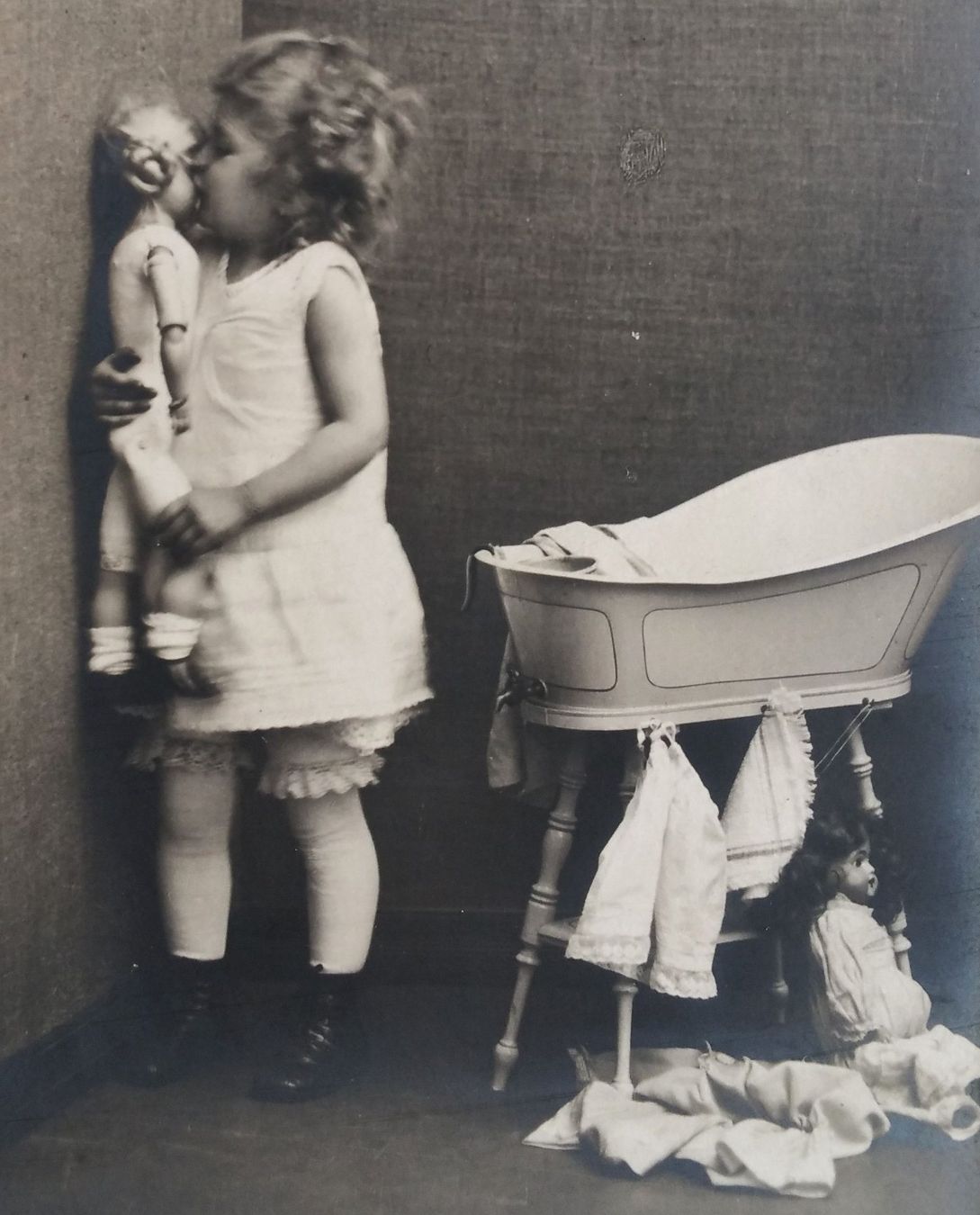 Cartoline postali: AK Ansichtskarte, Mädchen mit Puppe (VII), 1912 – Usato da Oberriet SG venduto da Manick 1