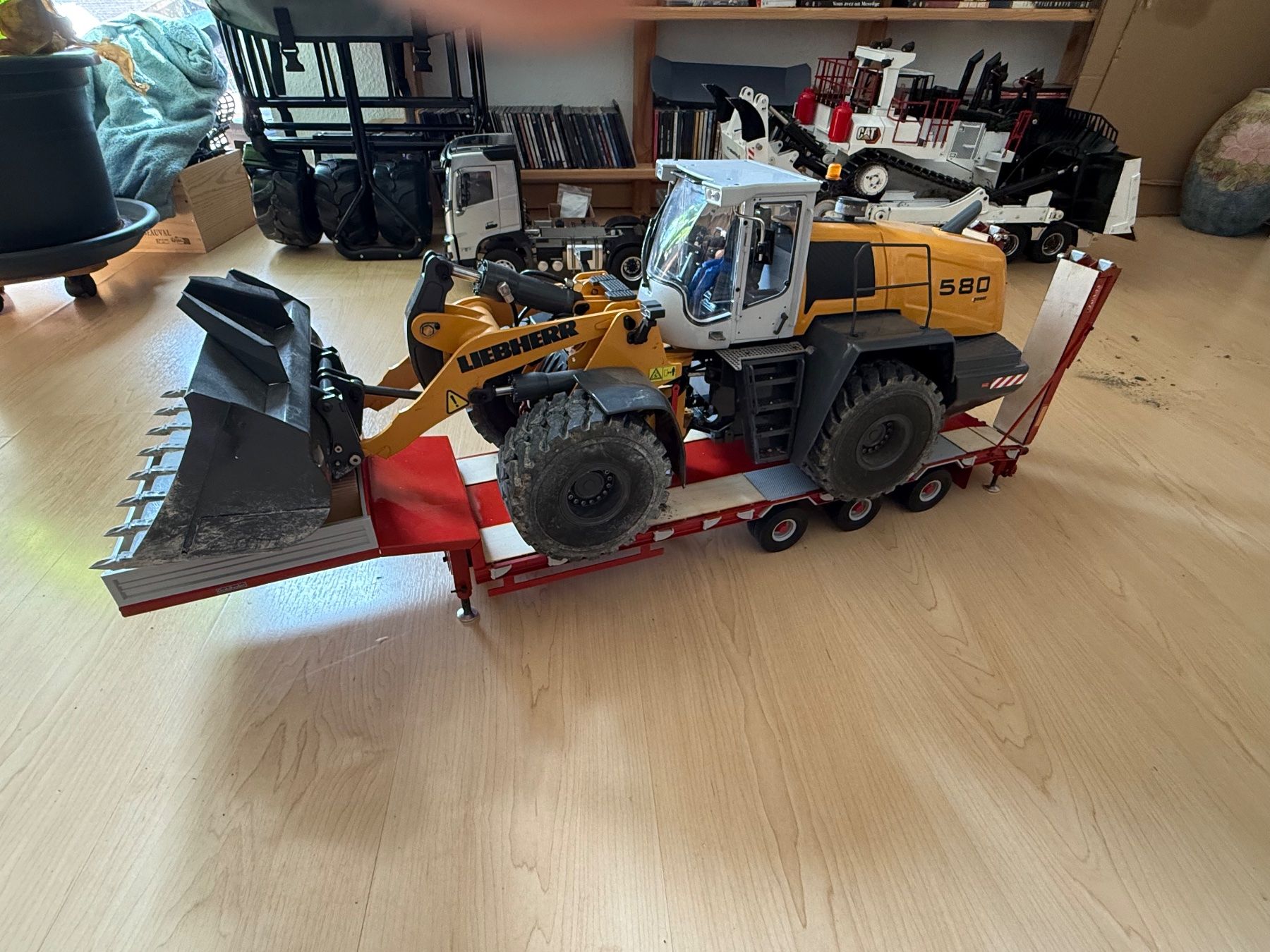 Carson Modellismo RC: CARSON Goldhofer BAU SLTN-3 – Nuovo (secondo la descrizione) da Chaumont venduto da mister_freeze