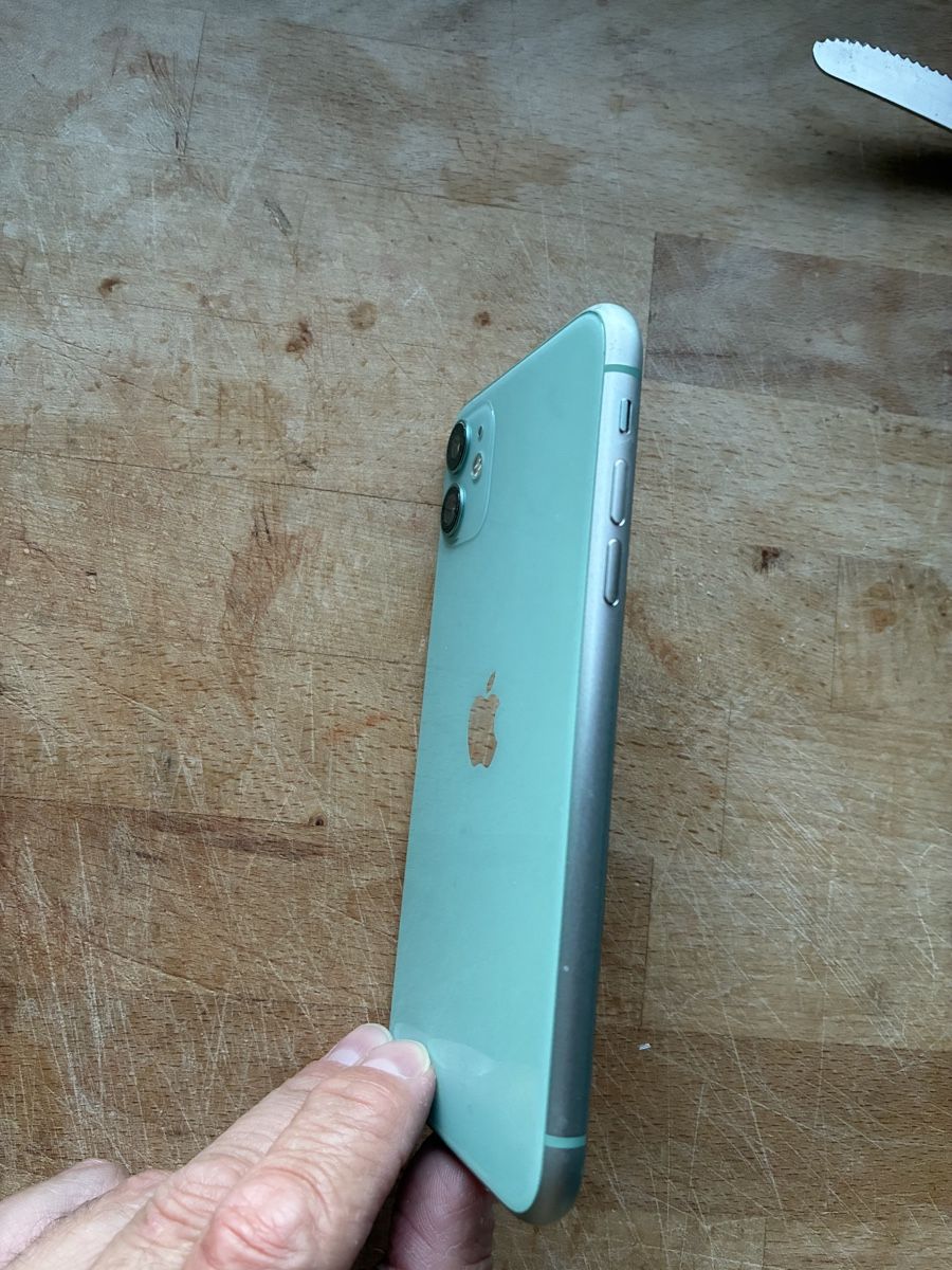 Apple Telefoni cellulari / Smartphones: iPhone 11 – Usato da Oberrindal venduto da Darmando 2