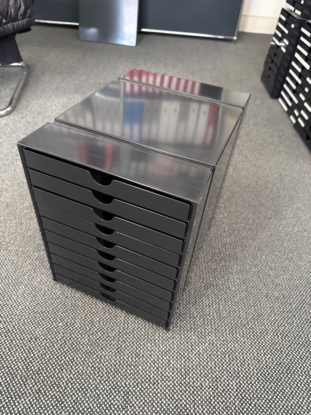 USM Sistemi di archiviazione: USM Haller Schubladenbox – Usato da Freidorf TG venduto da sarotiko 1