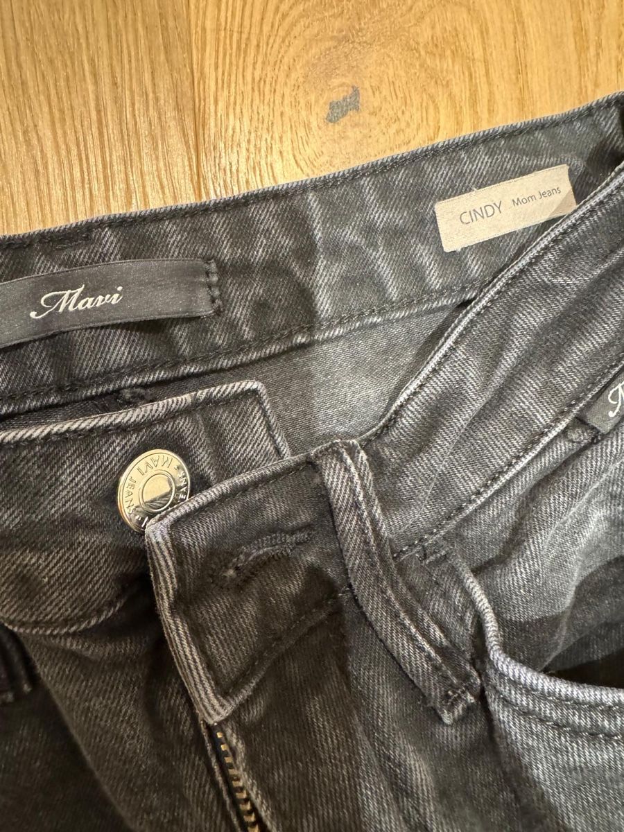 Jeans: Mom Jeans Gr. 36 – Usato da Hinwil venduto da YPMK61 1
