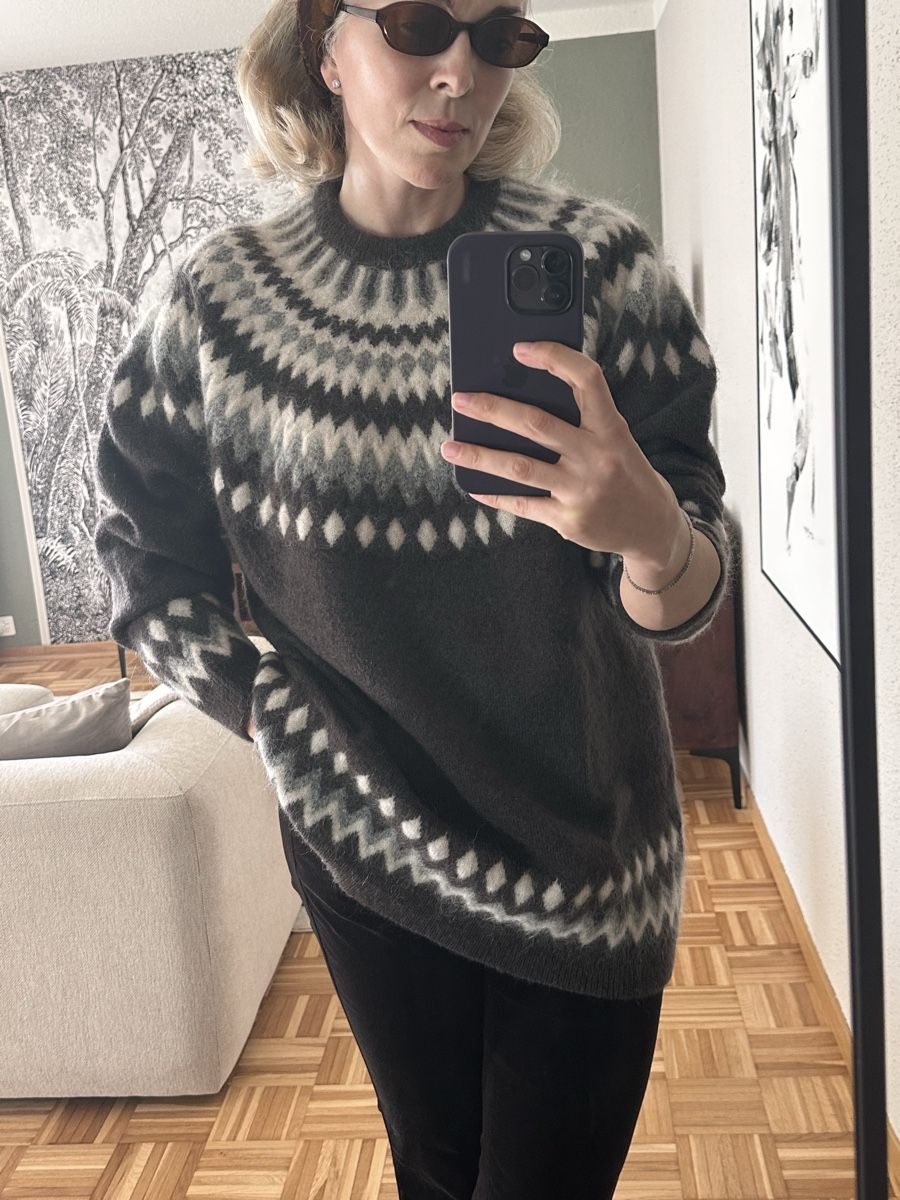 Pullover & Sweatshirts: Warm sweater – Gebraucht aus Adliswil von Maro_7 1