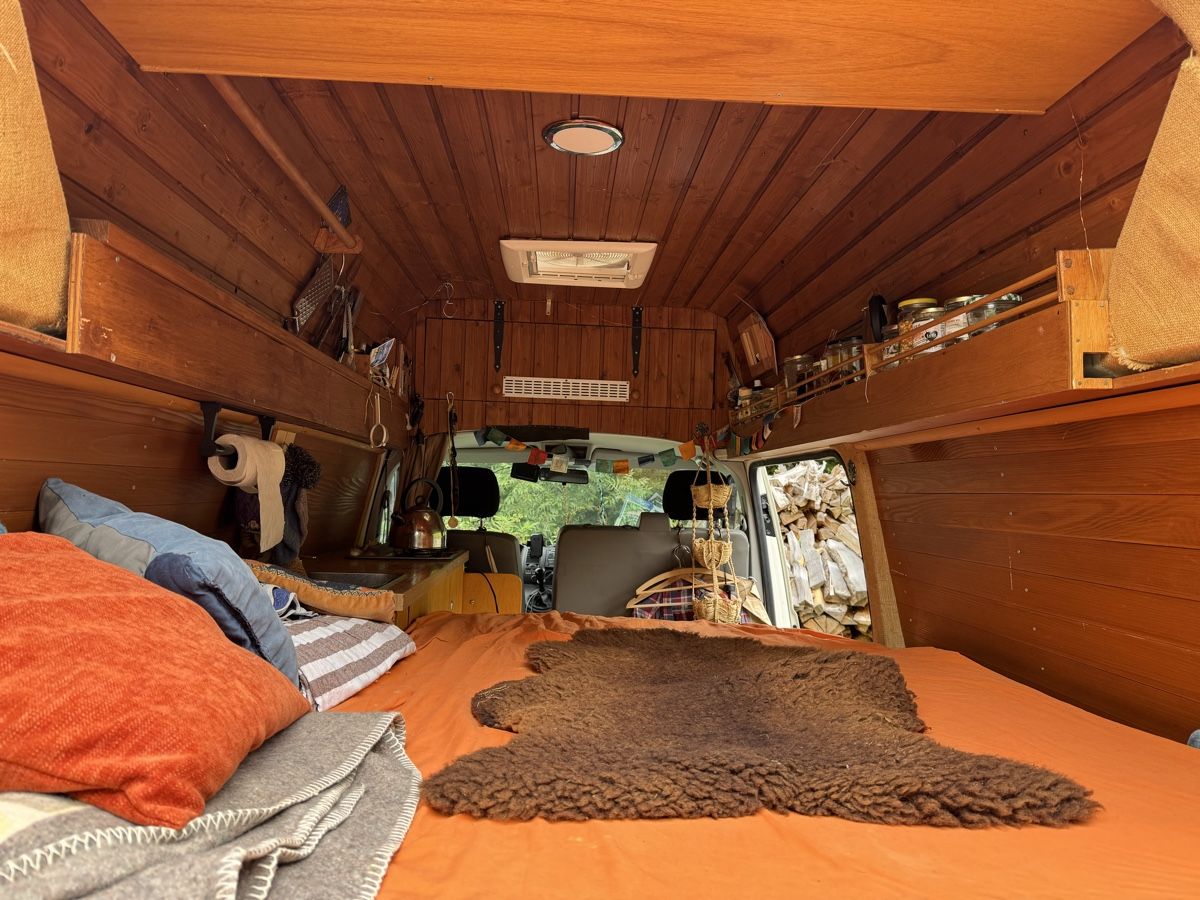 VW Veicoli da campeggio: VW T5 Transporter Wohnmobil-Chalet – Usato da Oberwil i. S. venduto da ulr_qy5d 5