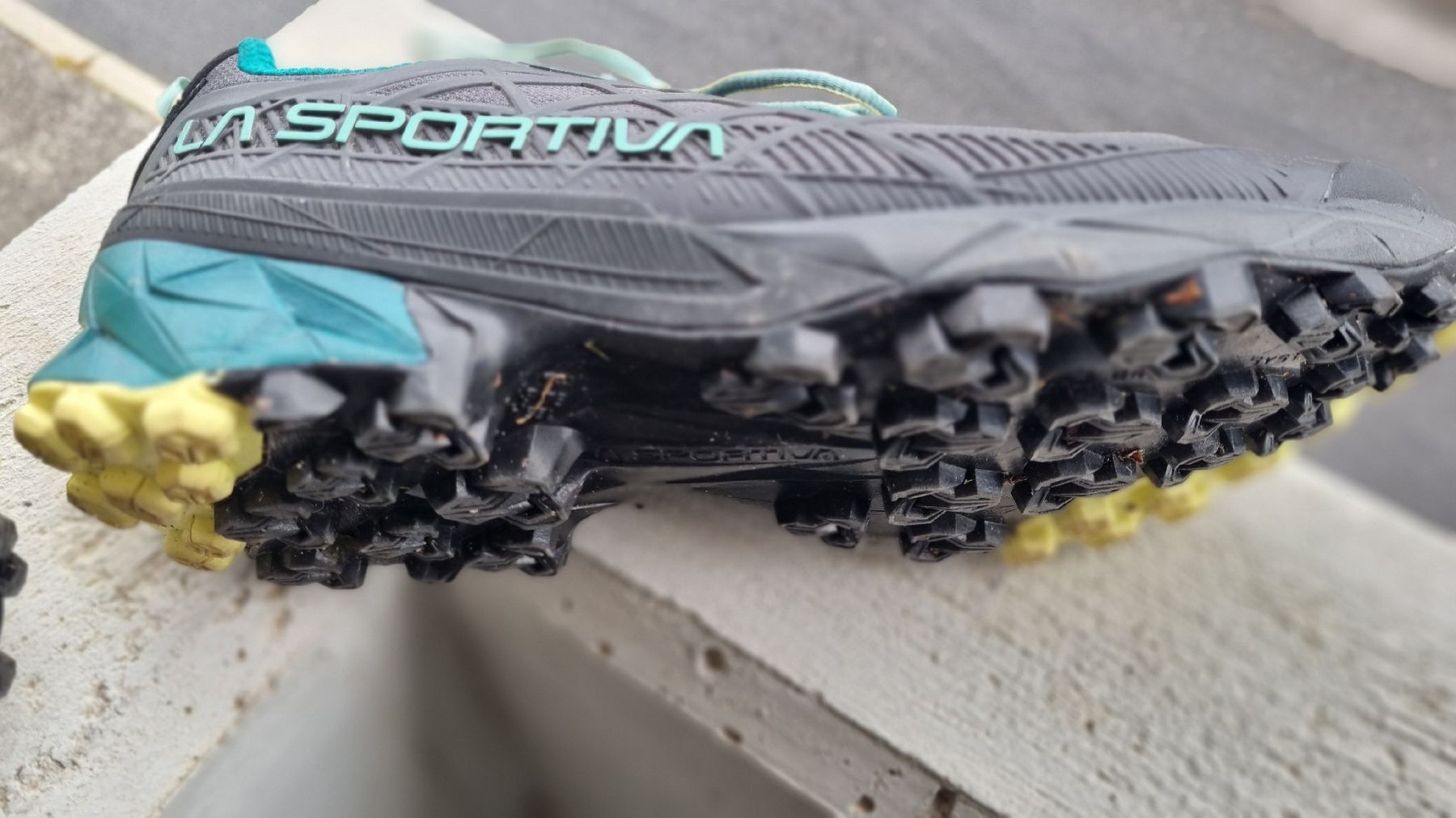 La Sportiva Scarpe da donna: La Sportiva Akyra Goretex 41 – Nuovo (secondo la descrizione) da Hérémence venduto da capi96 5