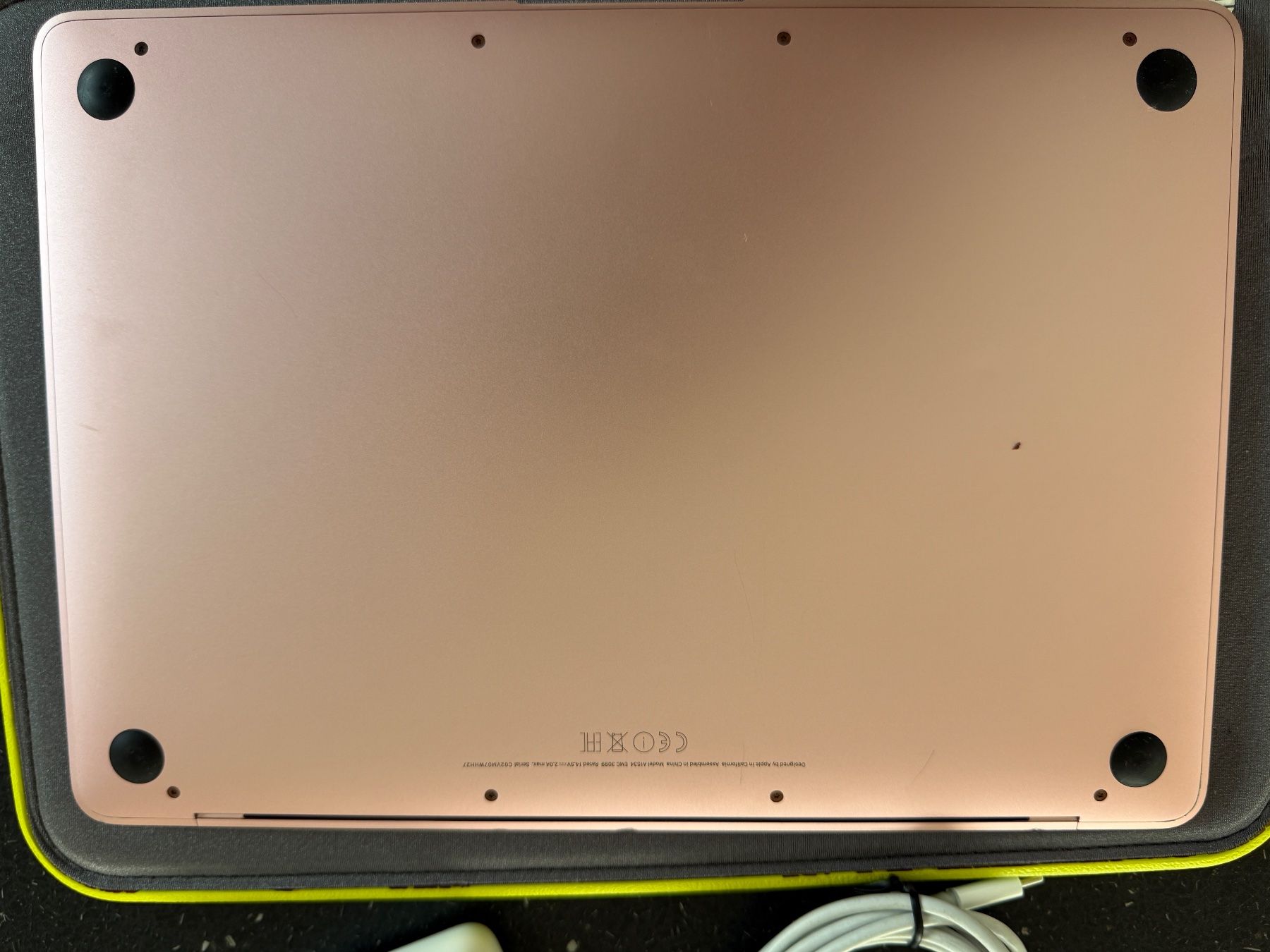 Apple Notebook: MacBook 12-inch,2017,Retina,1,2GHz intel Core m3 – Usato da Niederuzwil venduto da cutorem 2