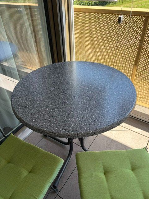 Micasa Set di tavolo e panche: Balkon Tisch-Set – Usato da Amriswil venduto da beornot 1
