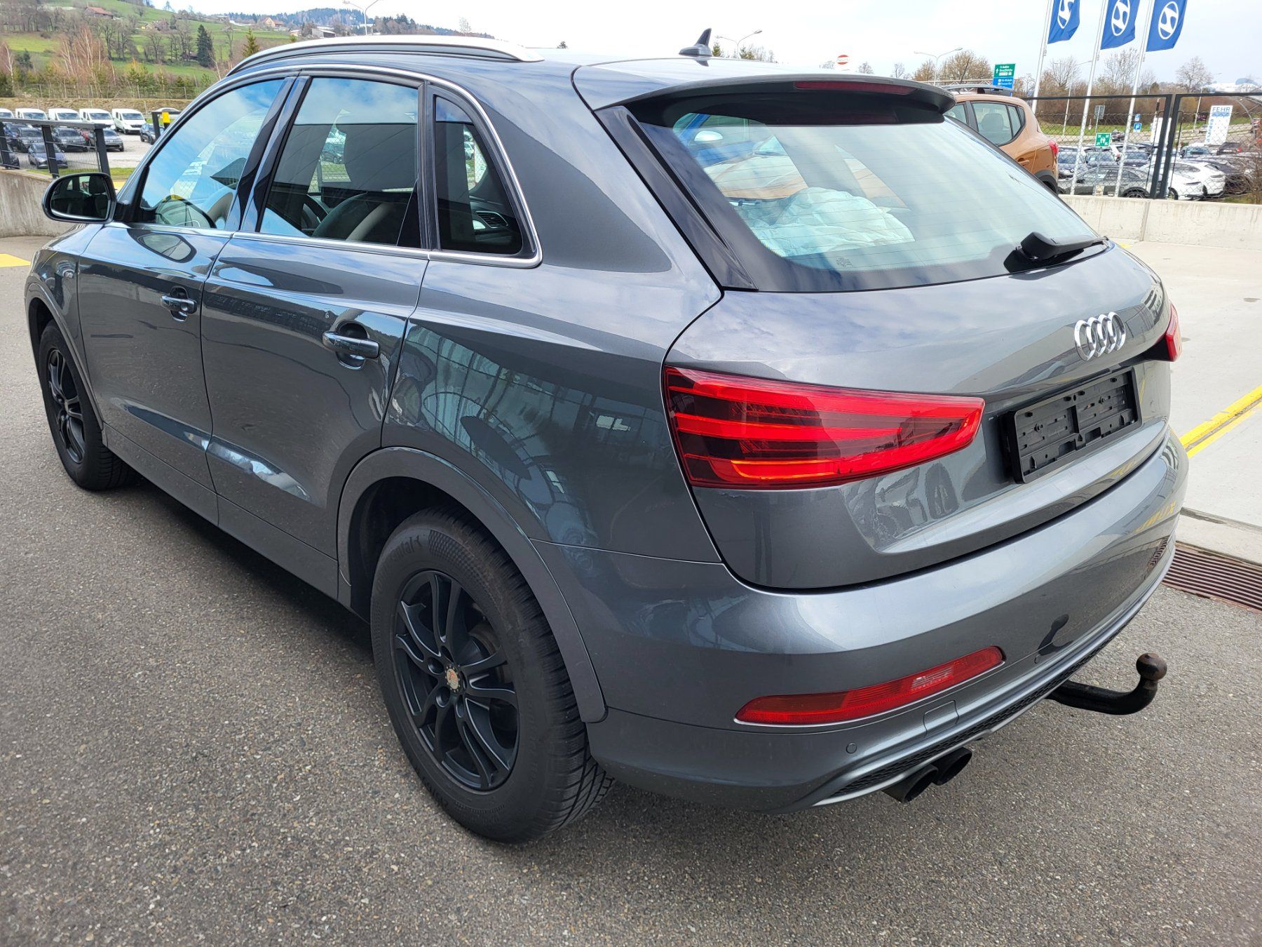 Audi Autos: Audi Q3 2.0 TFSI Quattro S-troniic (CK) – Gebraucht aus St. Gallen von CityAuktion 3