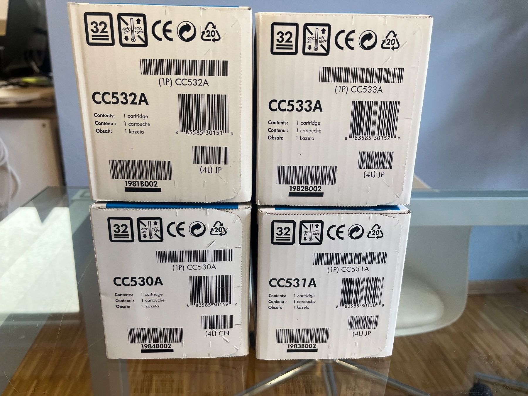 Hewlett Packard Cartucce per stampanti & toner: HP Toner CC530A - CC533A – Nuovo e nell'imballaggio originale da Bülach venduto da Valentintools 3