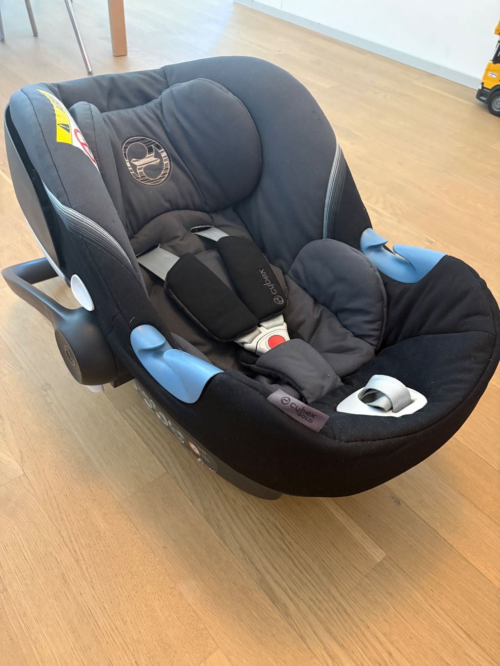 Cybex Seggiolini per auto: Cybex Aton + base – Usato da Dübendorf venduto da ttb_b2pp 1