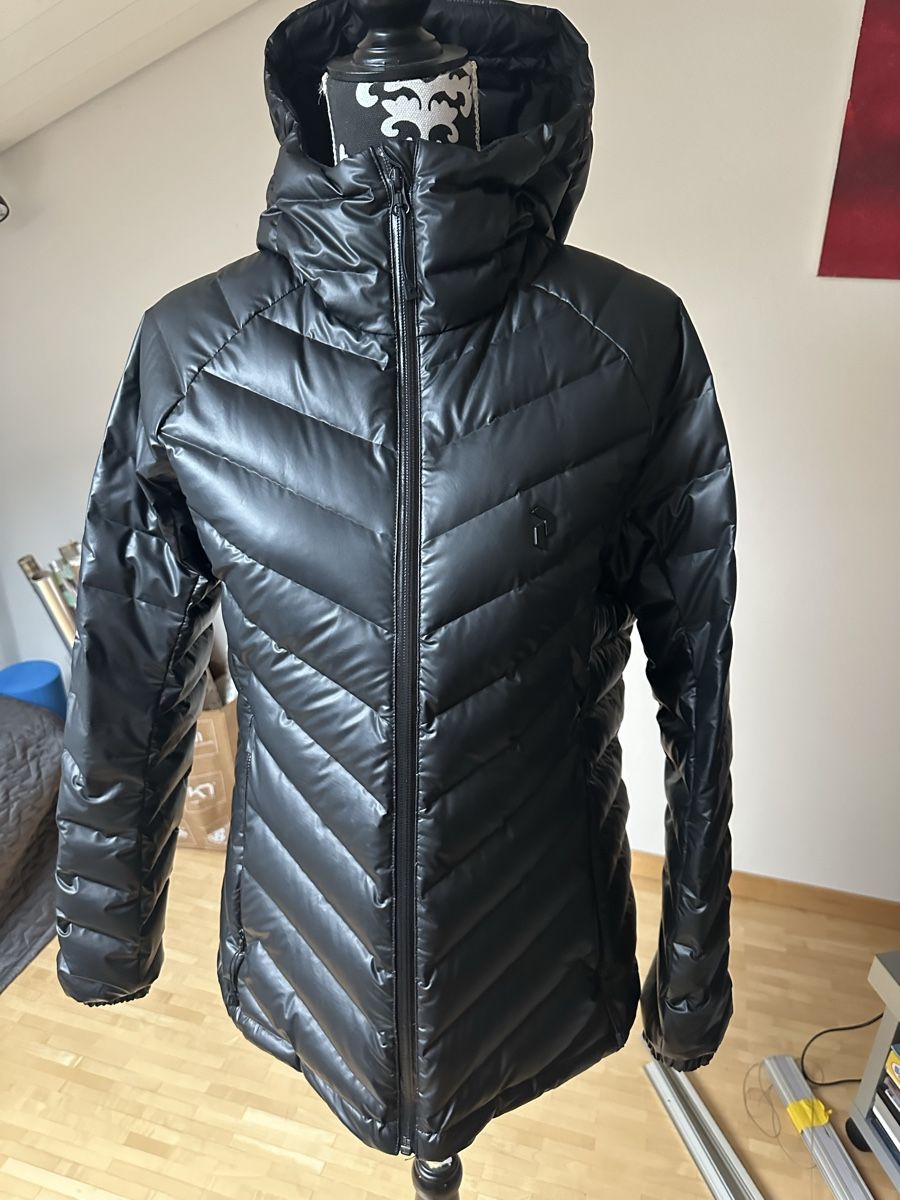 Peak Performance Jacken: Daunenjacke peak Performance Grösse M – Gebraucht aus Beromünster von Moritz0112 1