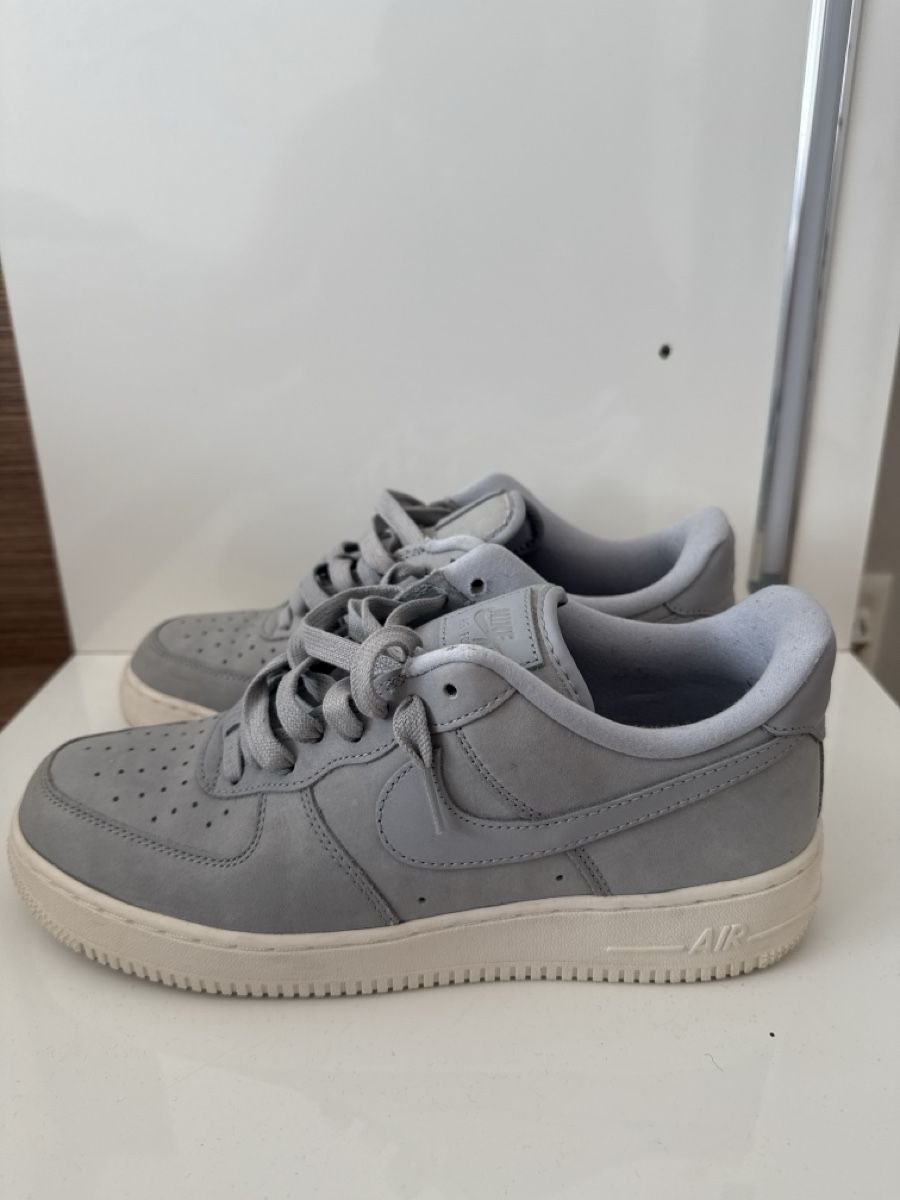 Nike Scarpe da uomo: Nike Air Force 1 , taille 43 – Usato da Vaux-sur-Morges venduto da GothamCity