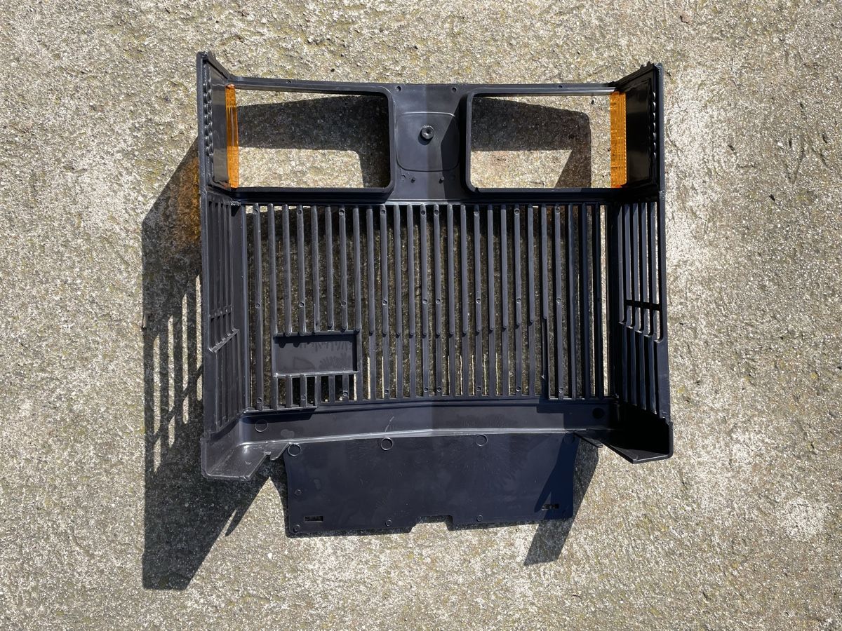 John Deere Trattori: John Deere Kühlergrill – Nuovo e nell'imballaggio originale da Zuzwil BE venduto da 3_meli_4 2