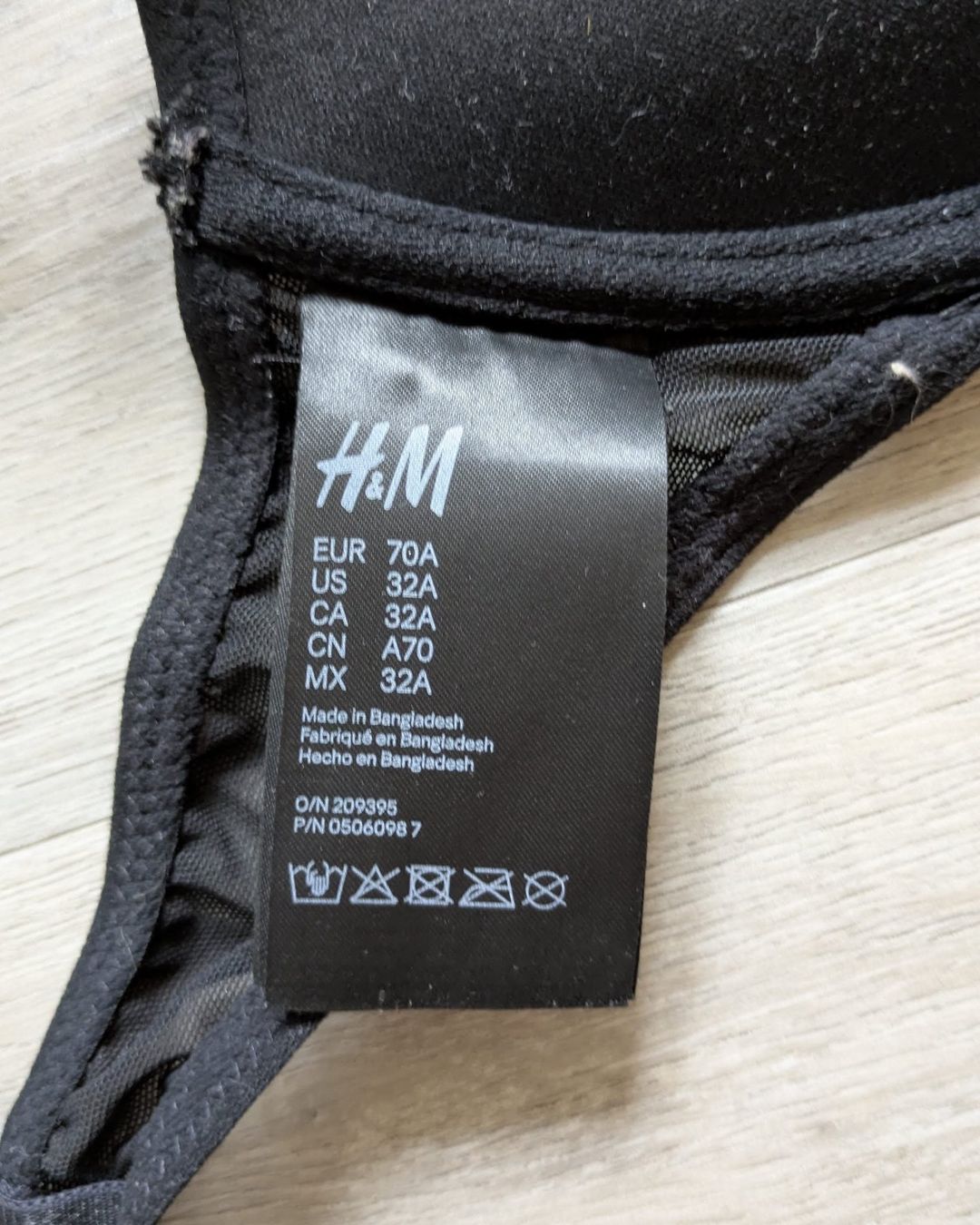 H&M Sonstige Unterwäsche: Soutien-gorge H&M noir, 70A – Neu (gemäss Beschreibung) aus Orsieres von IndianaJones50a 1
