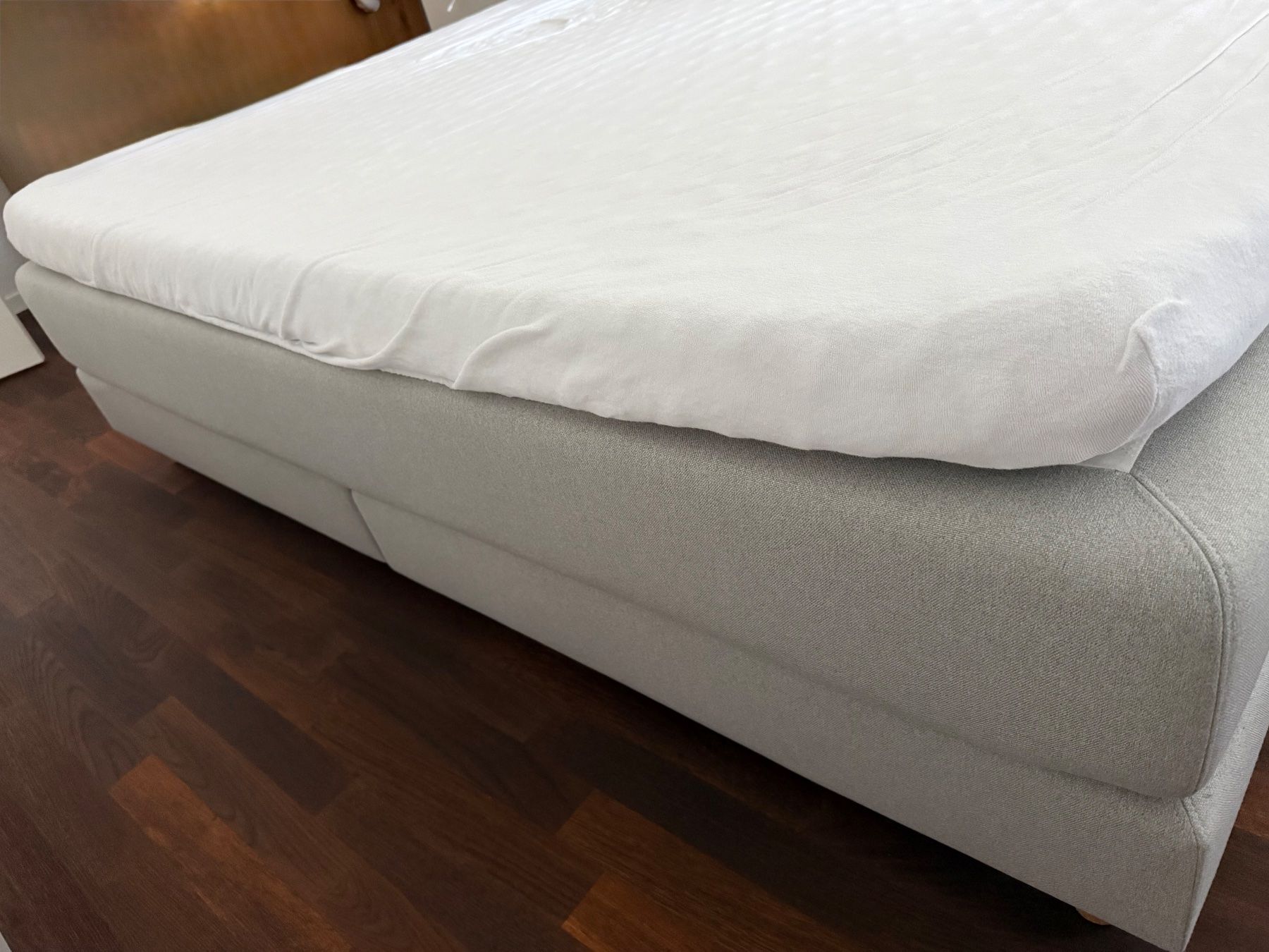 Betten: Superba Boxspring-Bett Arosa 200x200 – Gebraucht aus Zug von snowwhite5 7