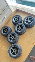 Traxxas RC Auto Karosserie mit 6 Rdern Gebrauchter Zustand