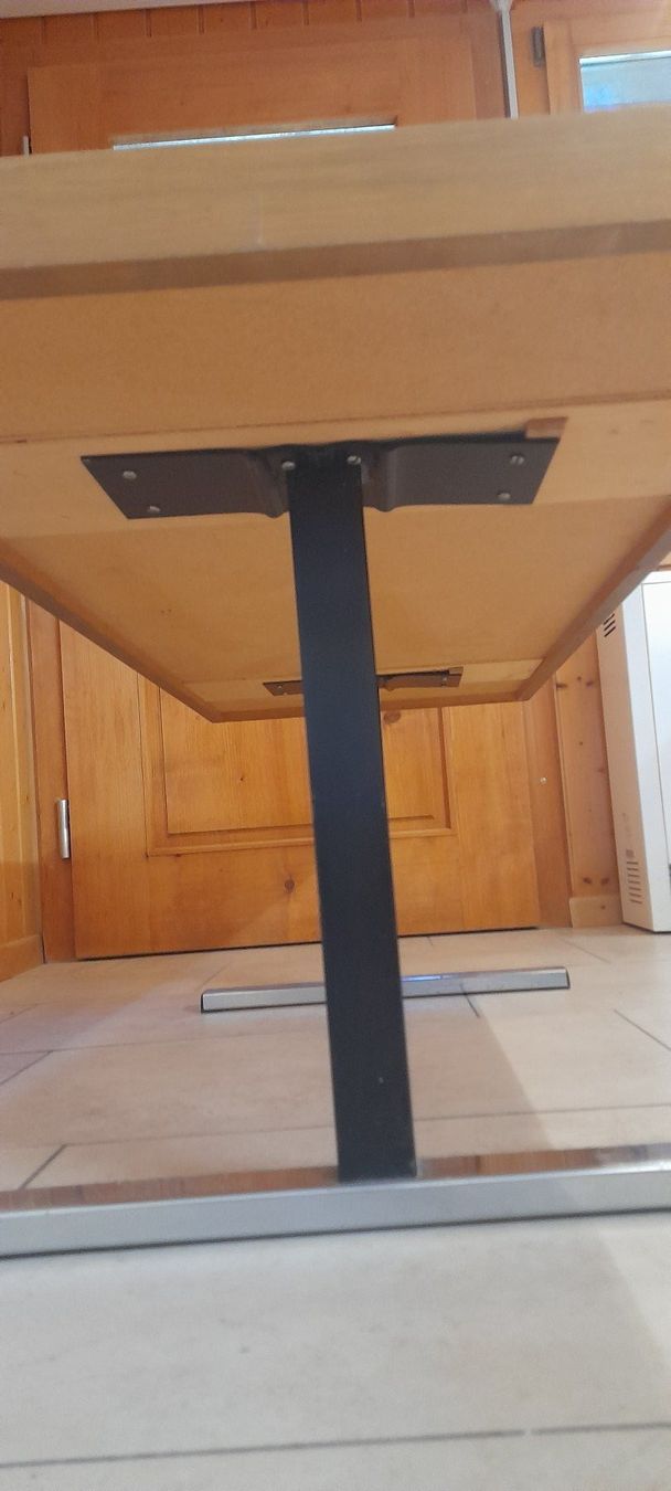 Tavoli: Fliesentisch / Beistelltisch – Usato da heimenschwand venduto da Metalfischchen 1