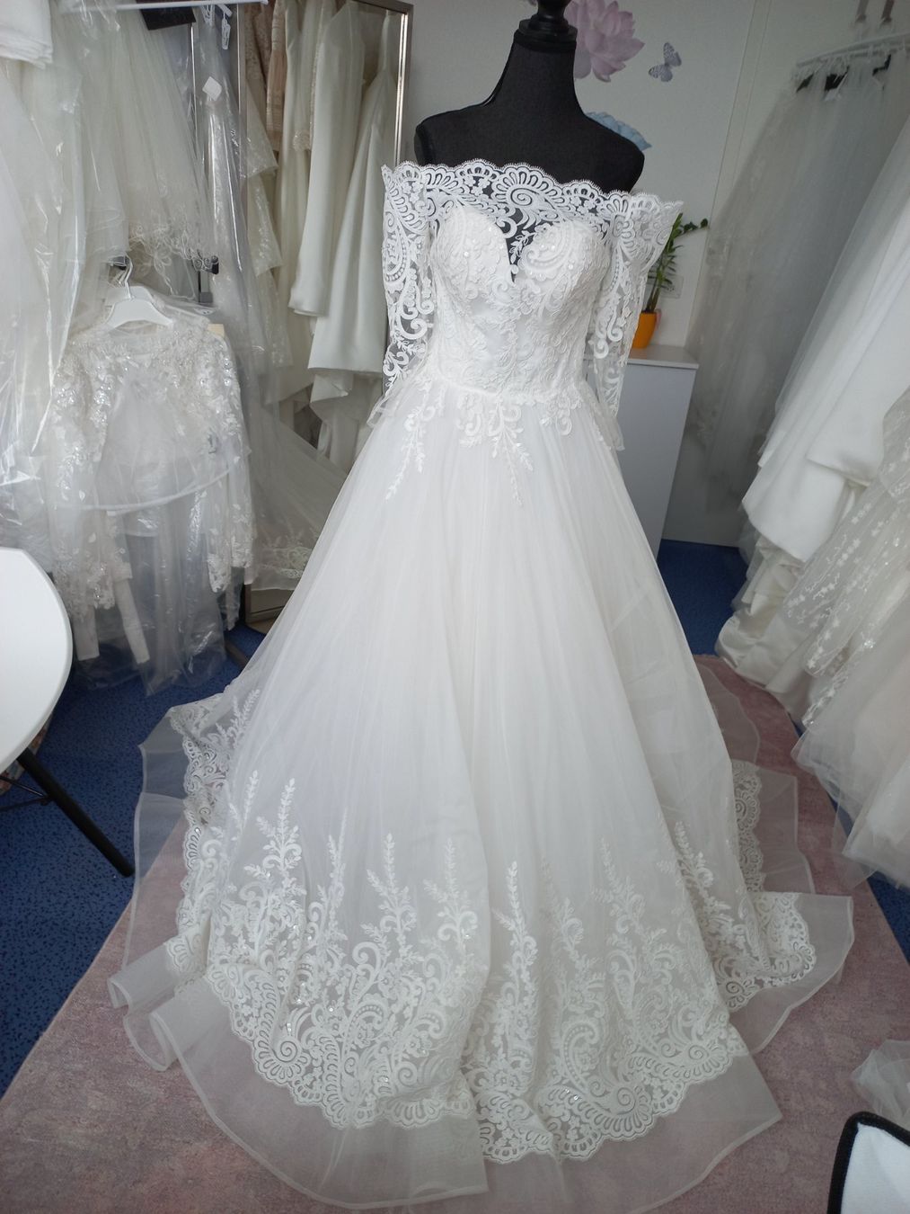 Kleider: NEUES Brautkleid gr. ca M (38) – Neu (gemäss Beschreibung) aus Bachenbülach von lot_88j2 3