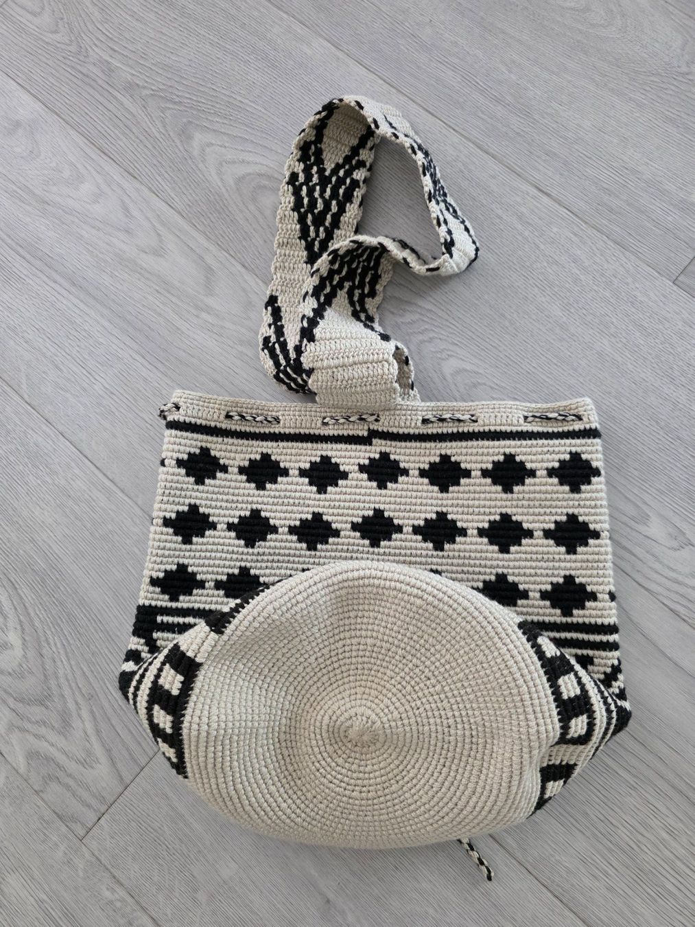 Borse: Gehäkelte Sommer Tasche, 28 cm Höhe – Nuovo (secondo la descrizione) da Langnau am Albis venduto da kktdora 2